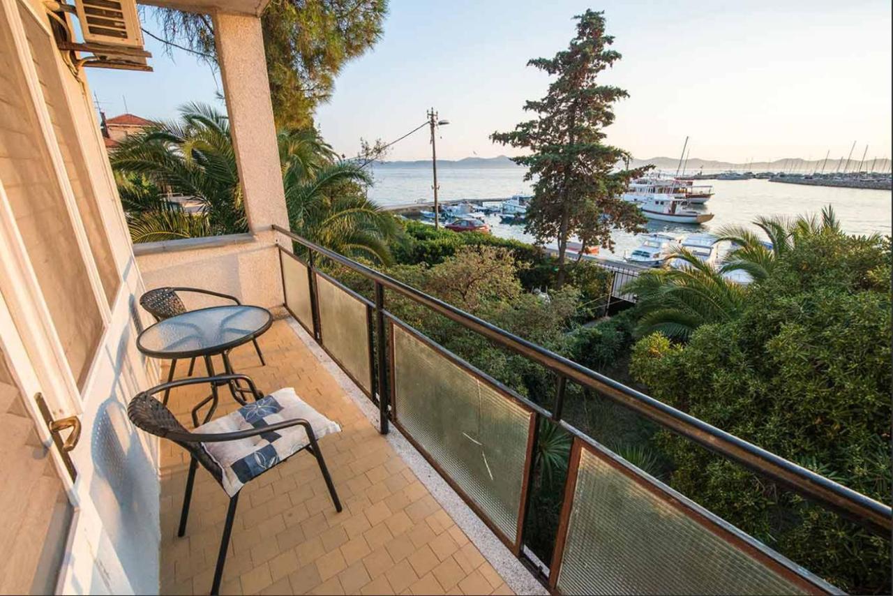 Amazing Seaview Apartment With A Balcony Near The Beach - Kneza Trpimira I Zadar Exterior foto