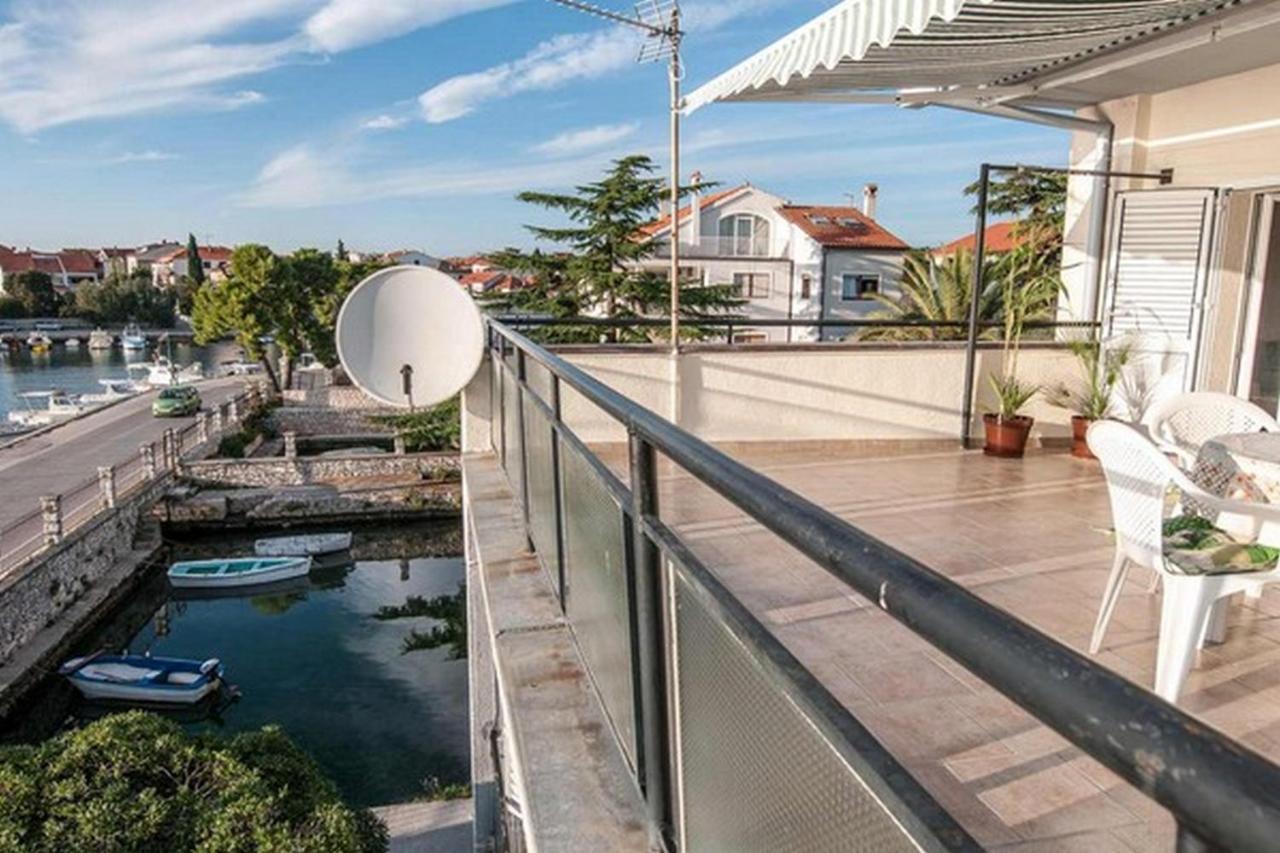 Amazing Seaview Apartment With A Balcony Near The Beach - Kneza Trpimira I Zadar Exterior foto
