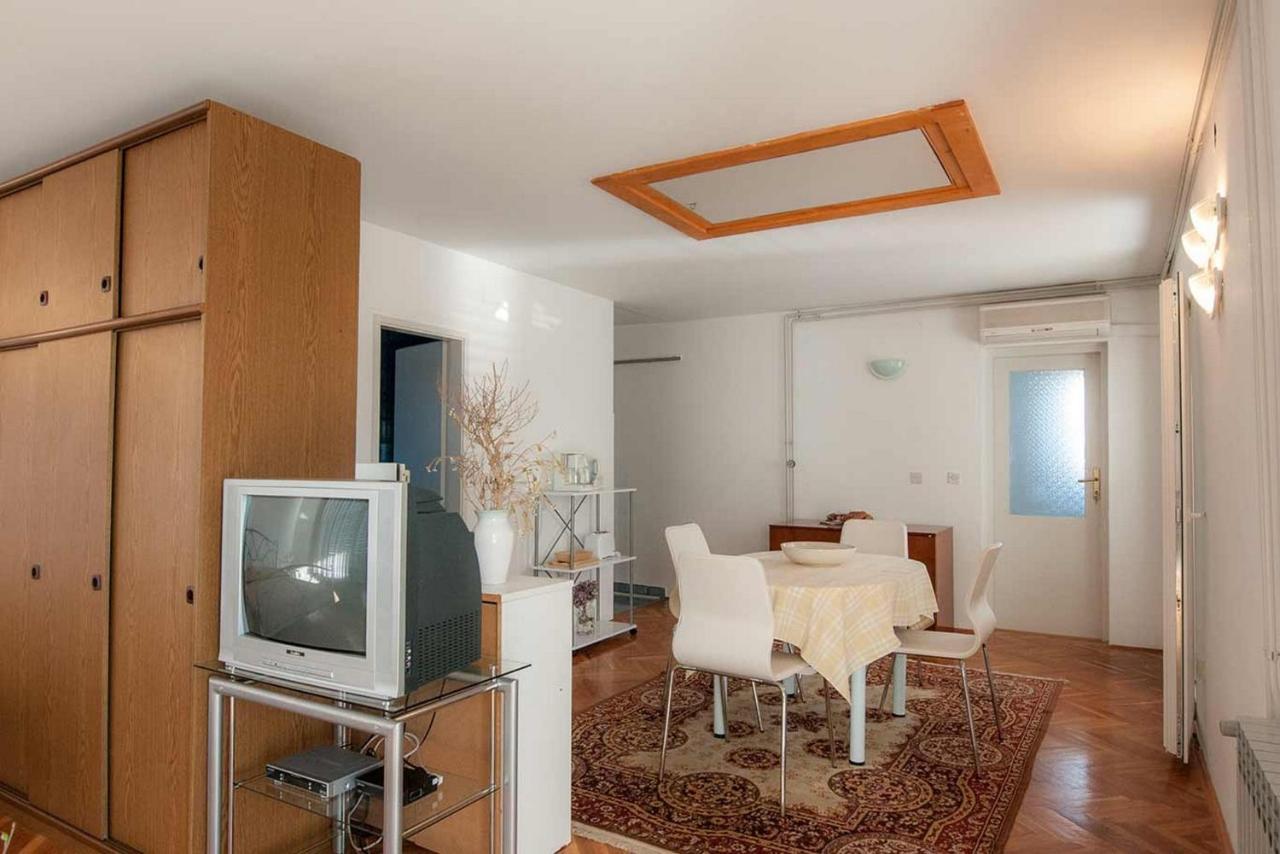 Amazing Seaview Apartment With A Balcony Near The Beach - Kneza Trpimira I Zadar Exterior foto